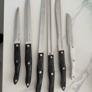 Cutco Black and Silver Kitchen Knife